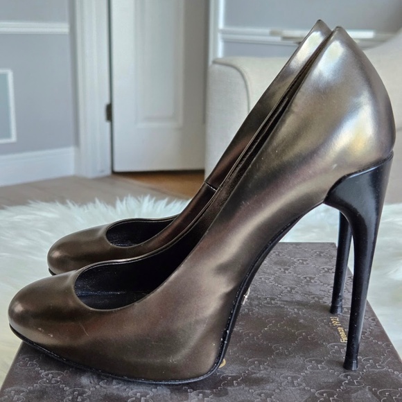 Gucci Metallic Green Patent Leather Muschio Pump - Picture 5 of 7